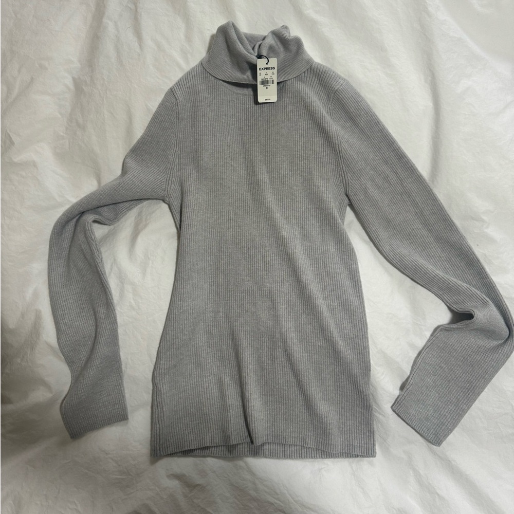 NWT Express long sleeve
